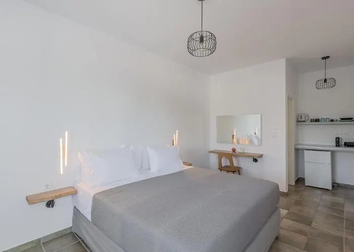 Michalis 4* Pollonia