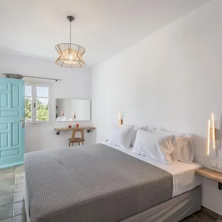 Michalis Studios Pollonia