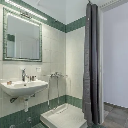 Michalis Studios Guest house
