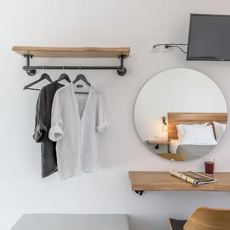 Michalis Studios Pollonia