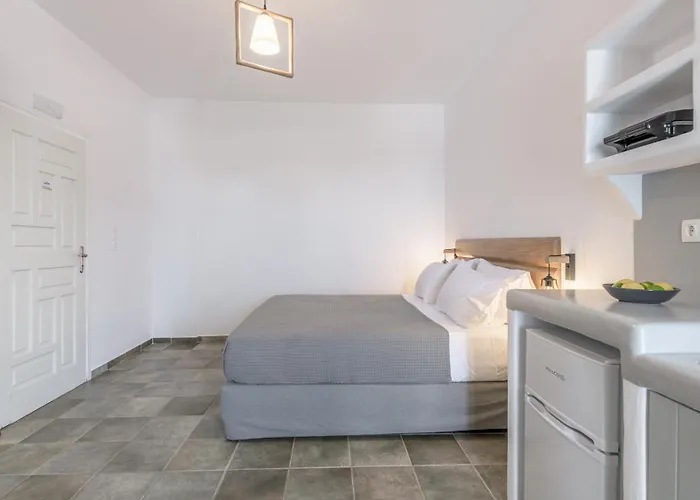 בית הארחה Michalis