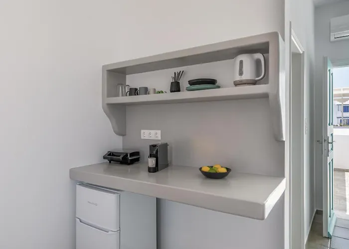 Michalis בית הארחה 4*